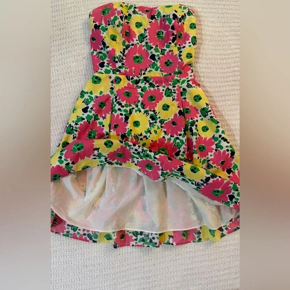 Lilly Pulitzer Floral Strapless Cotton Dress Pink Yellow Sz 8 Small Smocked - Picture 3 of 12